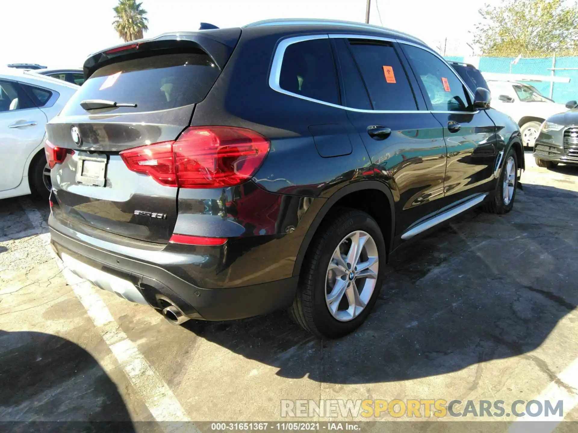 4 Фотография поврежденного автомобиля 5UXTR7C50KLF35688 BMW X3 2019