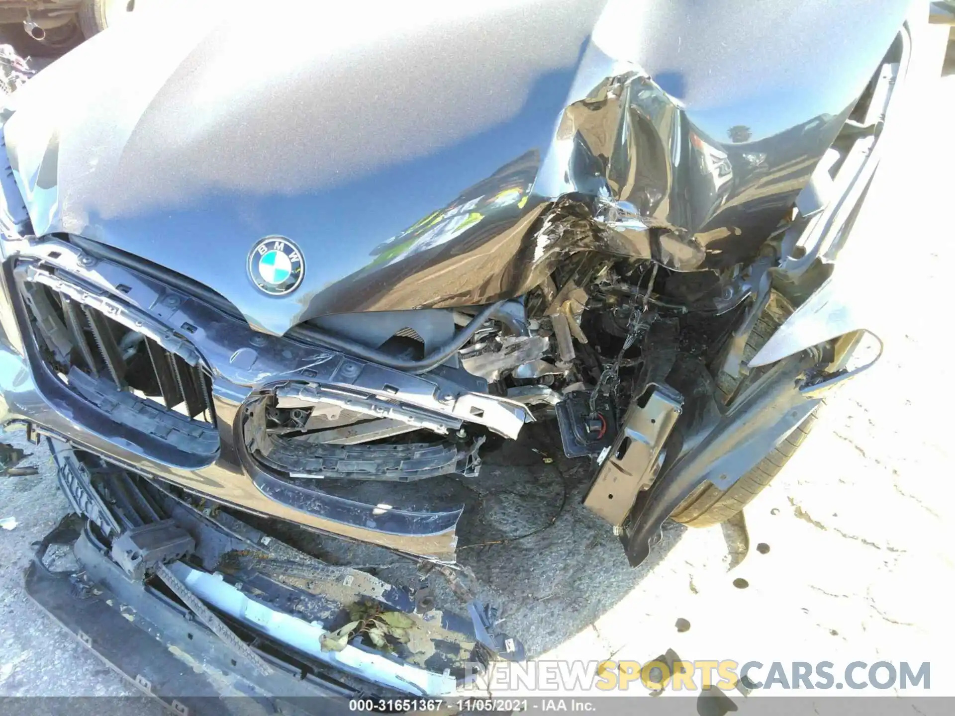 6 Photograph of a damaged car 5UXTR7C50KLF35688 BMW X3 2019