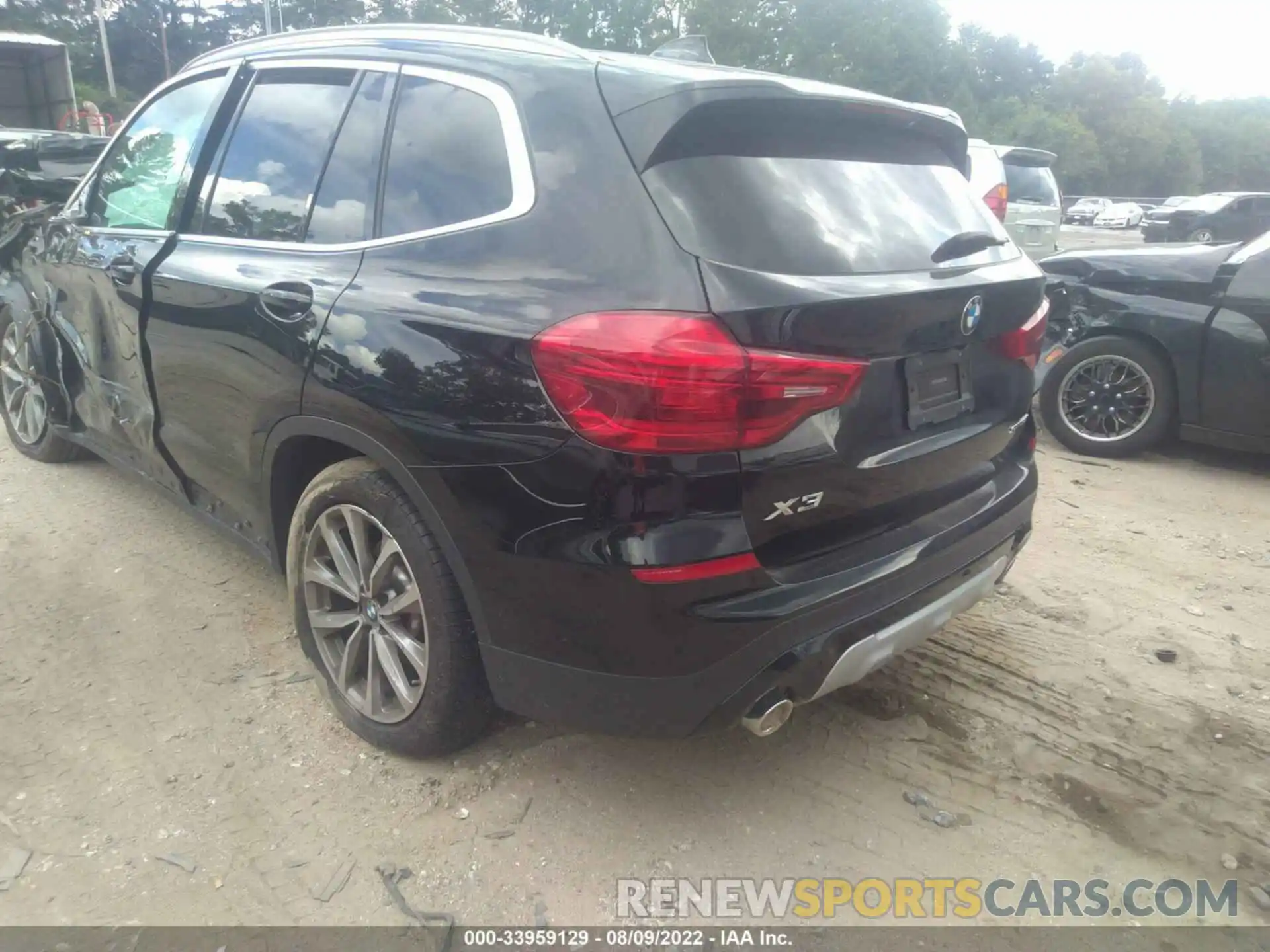 3 Photograph of a damaged car 5UXTR7C50KLF35805 BMW X3 2019