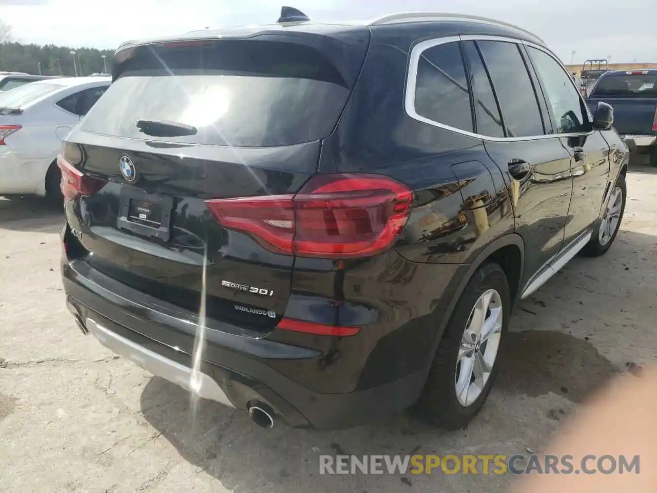 4 Photograph of a damaged car 5UXTR7C50KLR39720 BMW X3 2019