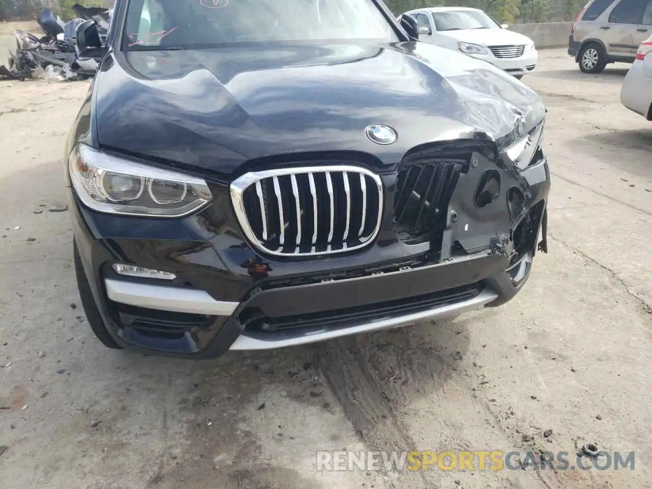 9 Photograph of a damaged car 5UXTR7C50KLR39720 BMW X3 2019