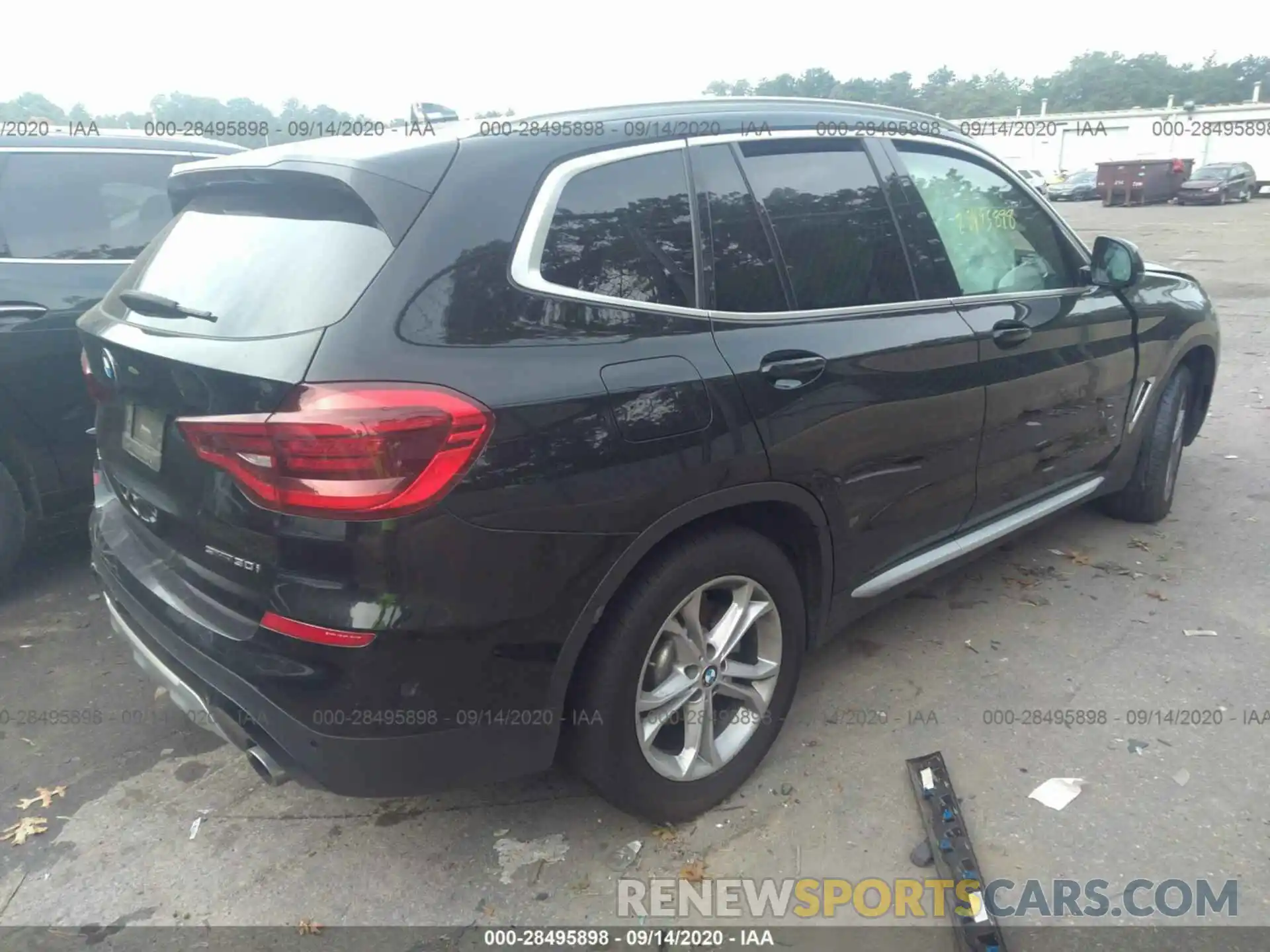 4 Photograph of a damaged car 5UXTR7C50KLR44349 BMW X3 2019