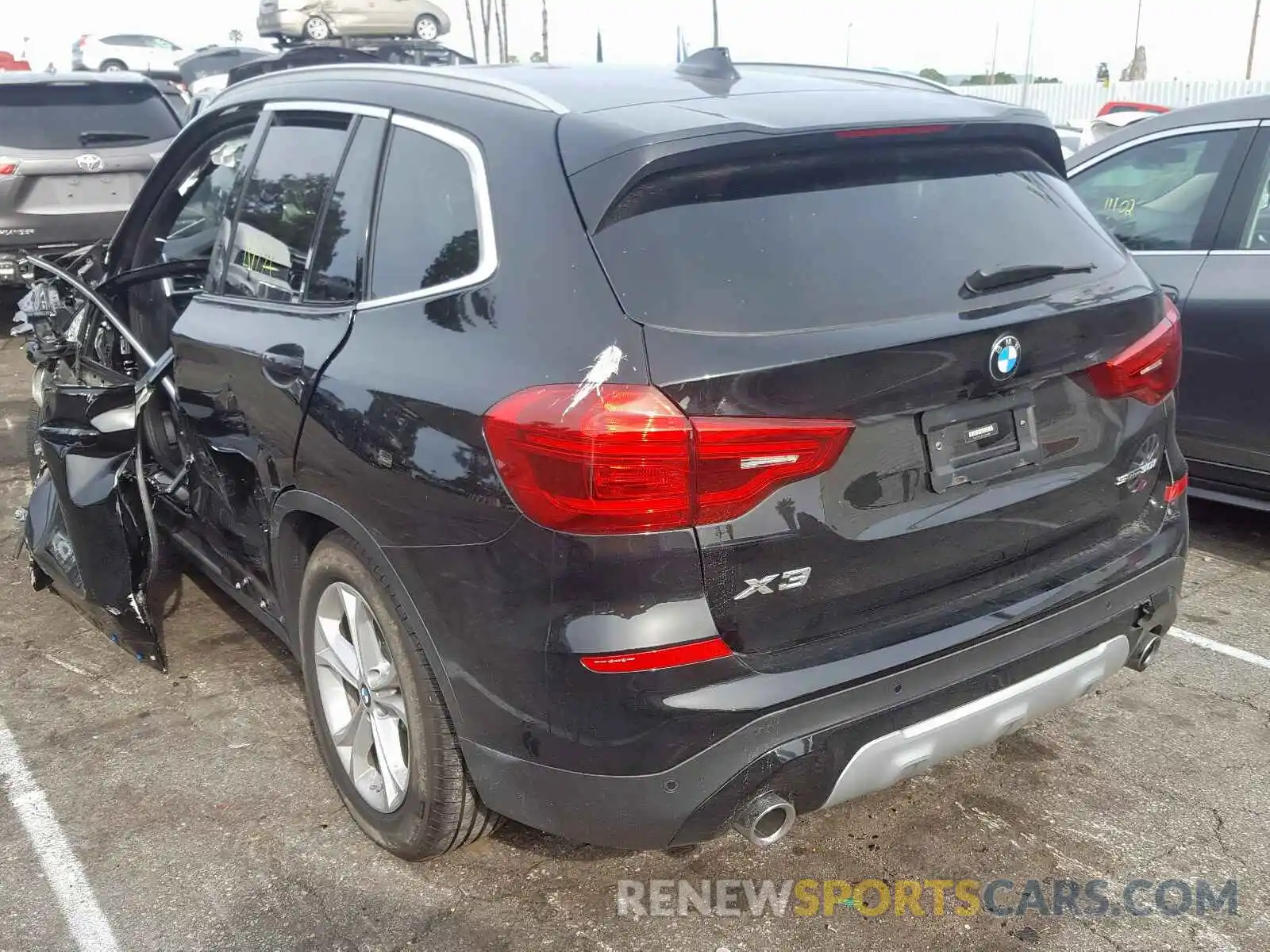 3 Photograph of a damaged car 5UXTR7C50KLR51480 BMW X3 2019