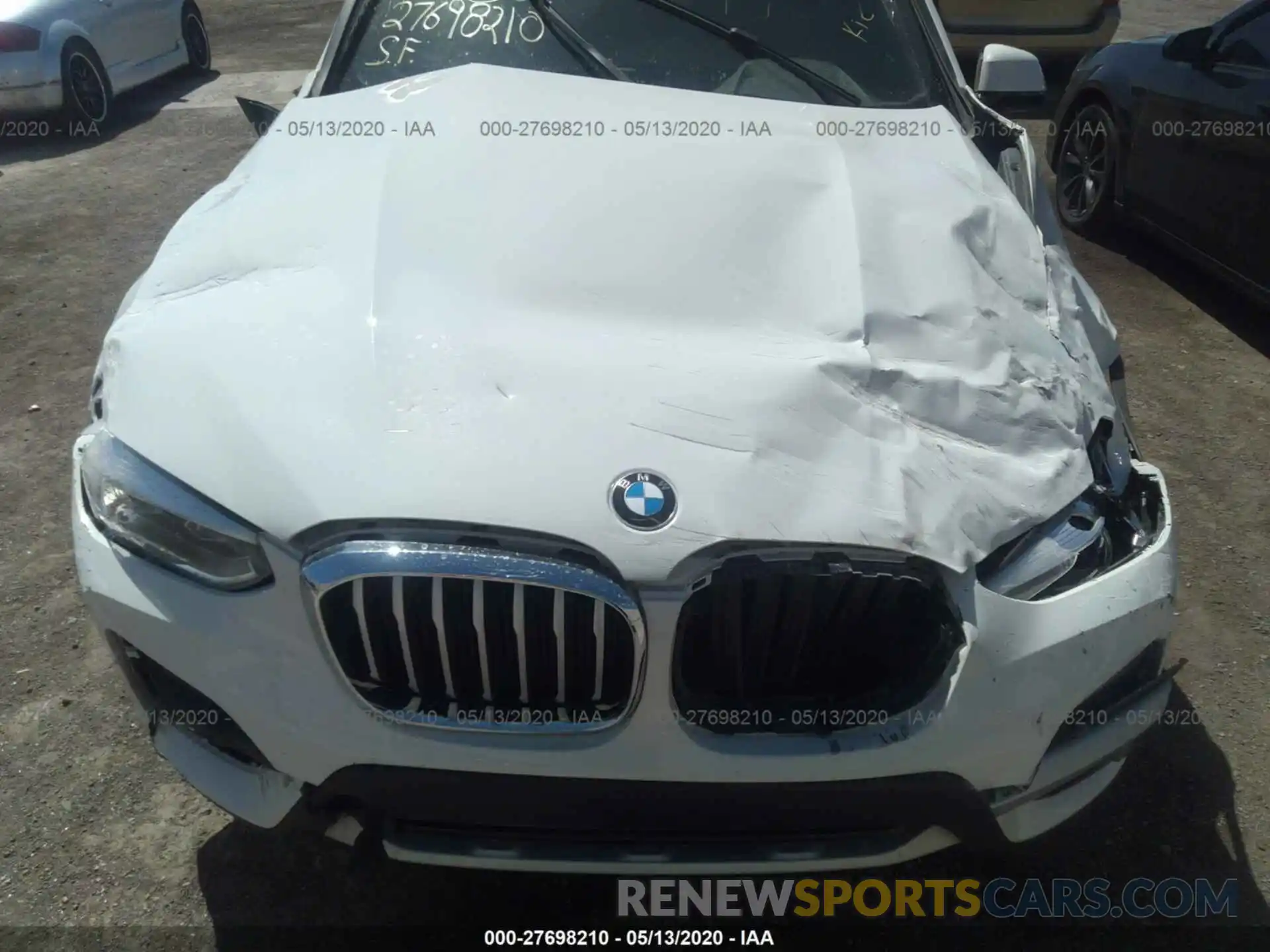 10 Photograph of a damaged car 5UXTR7C51KLE98389 BMW X3 2019