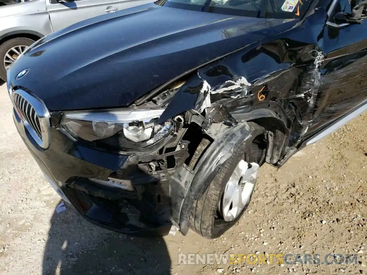 9 Photograph of a damaged car 5UXTR7C51KLF24408 BMW X3 2019