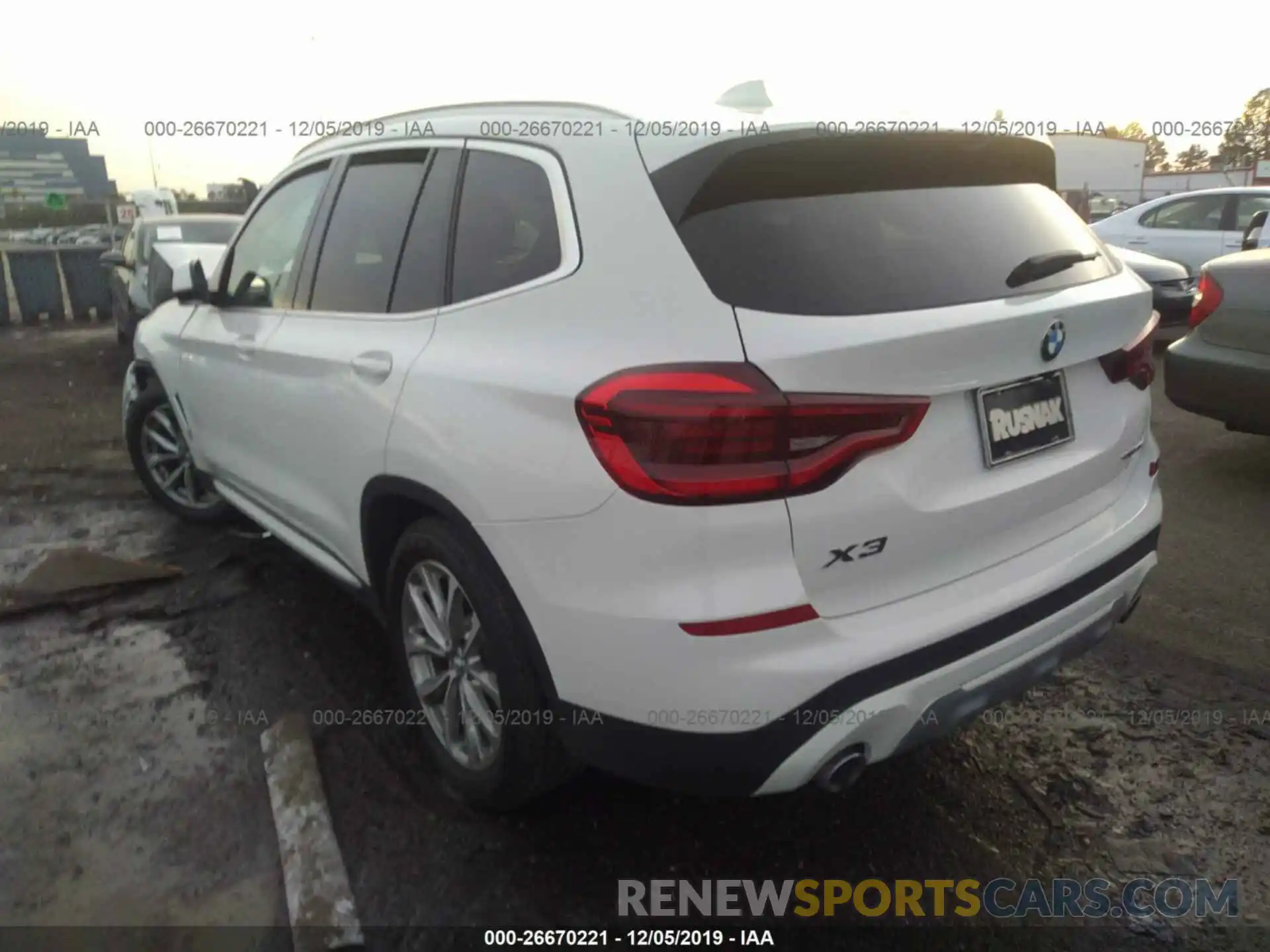 3 Photograph of a damaged car 5UXTR7C51KLF26482 BMW X3 2019