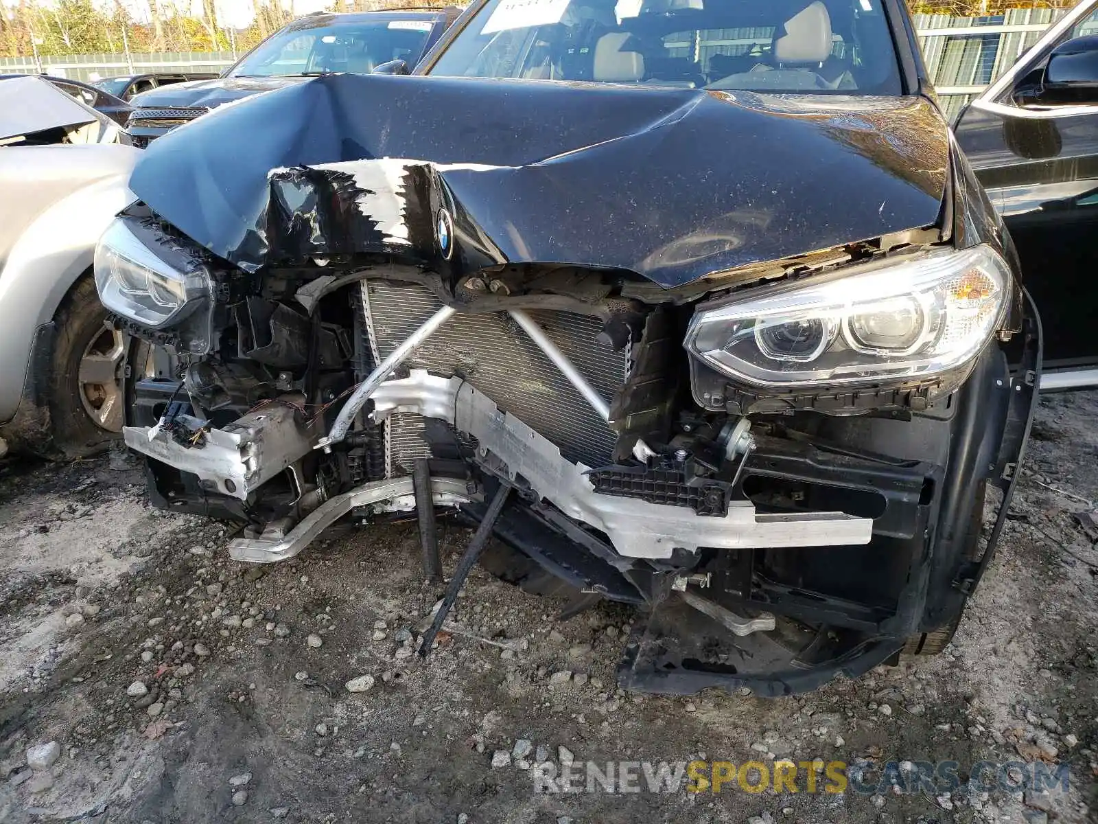 9 Photograph of a damaged car 5UXTR7C51KLR43985 BMW X3 2019