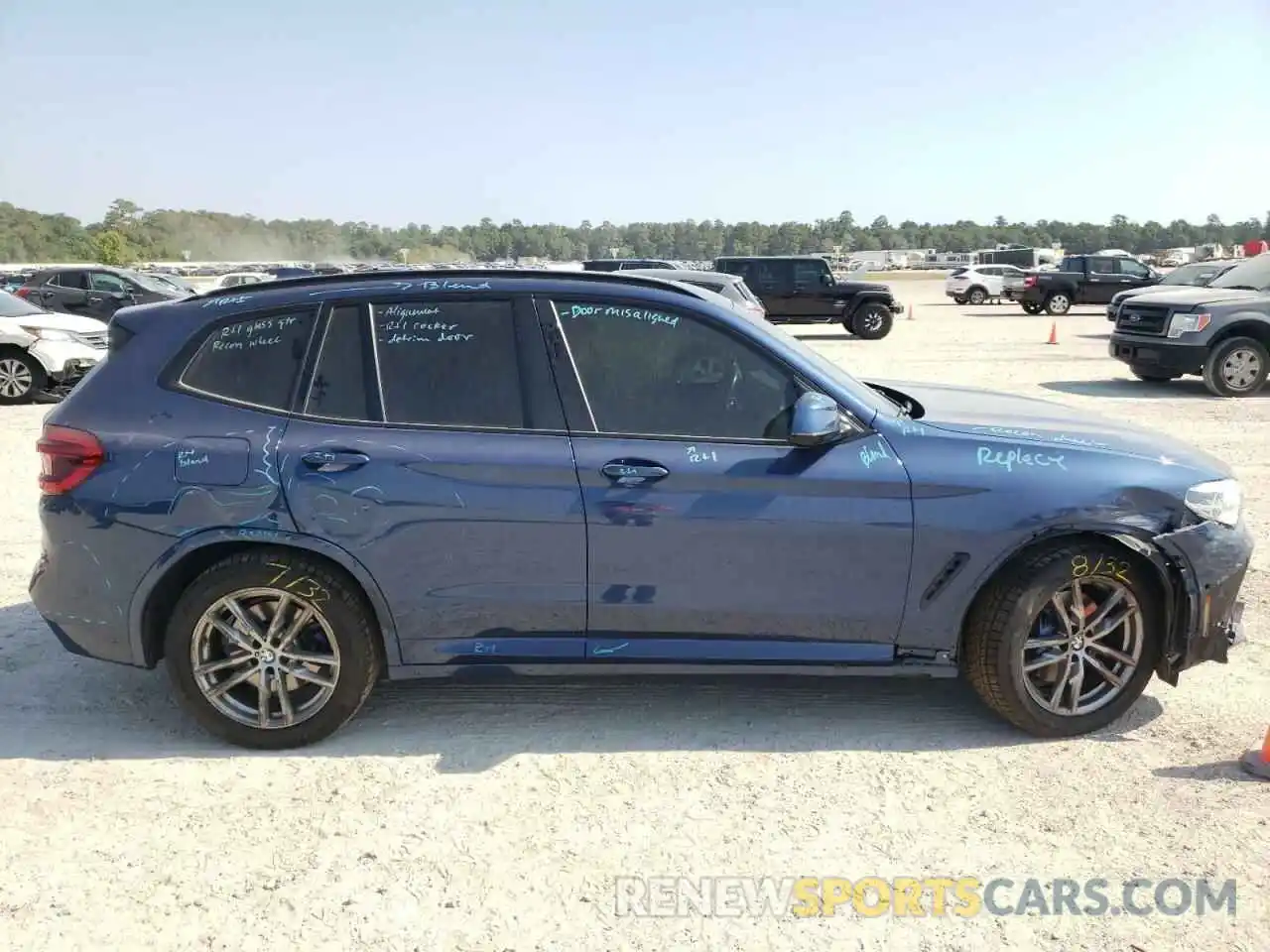 9 Photograph of a damaged car 5UXTR7C51KLR44134 BMW X3 2019