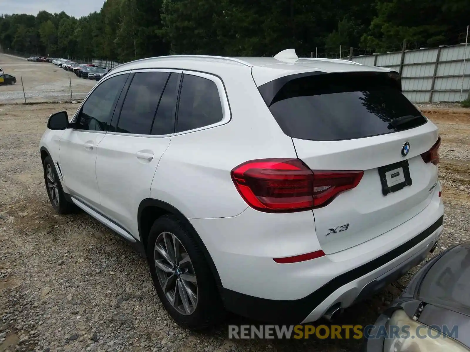 3 Photograph of a damaged car 5UXTR7C51KLR45137 BMW X3 2019