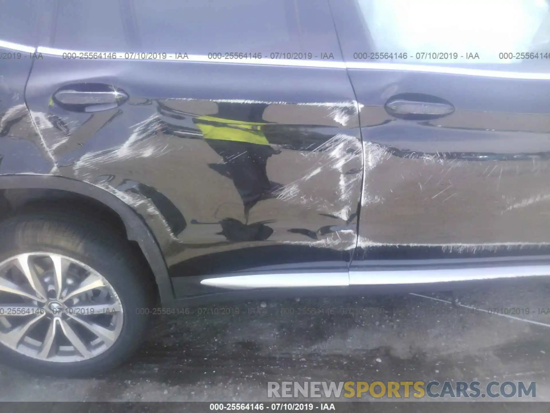 6 Photograph of a damaged car 5UXTR7C51KLR45316 BMW X3 2019