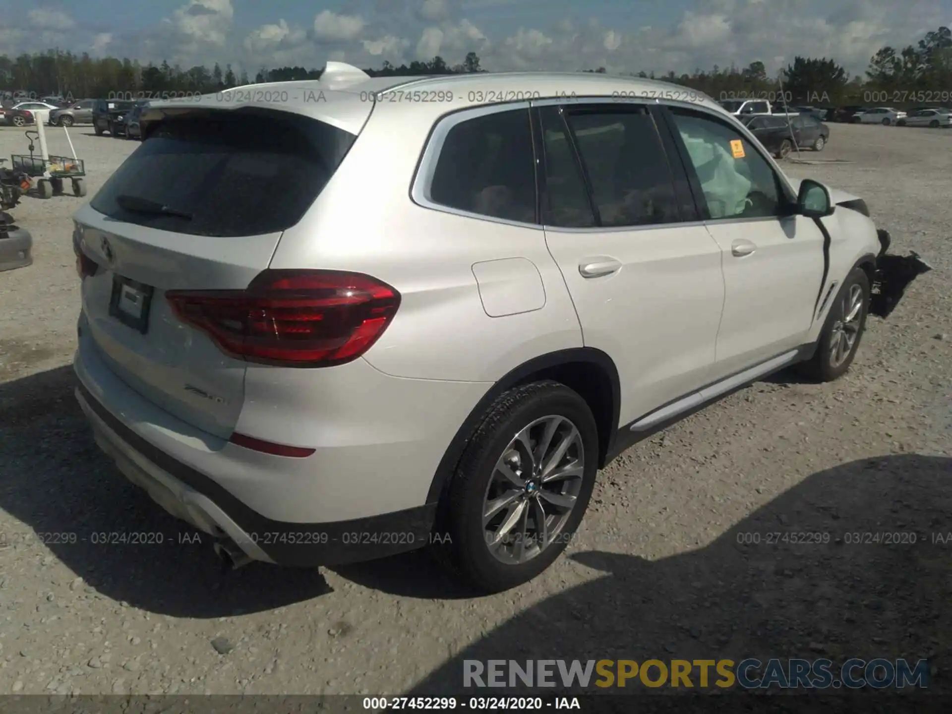 4 Photograph of a damaged car 5UXTR7C51KLR52914 BMW X3 2019