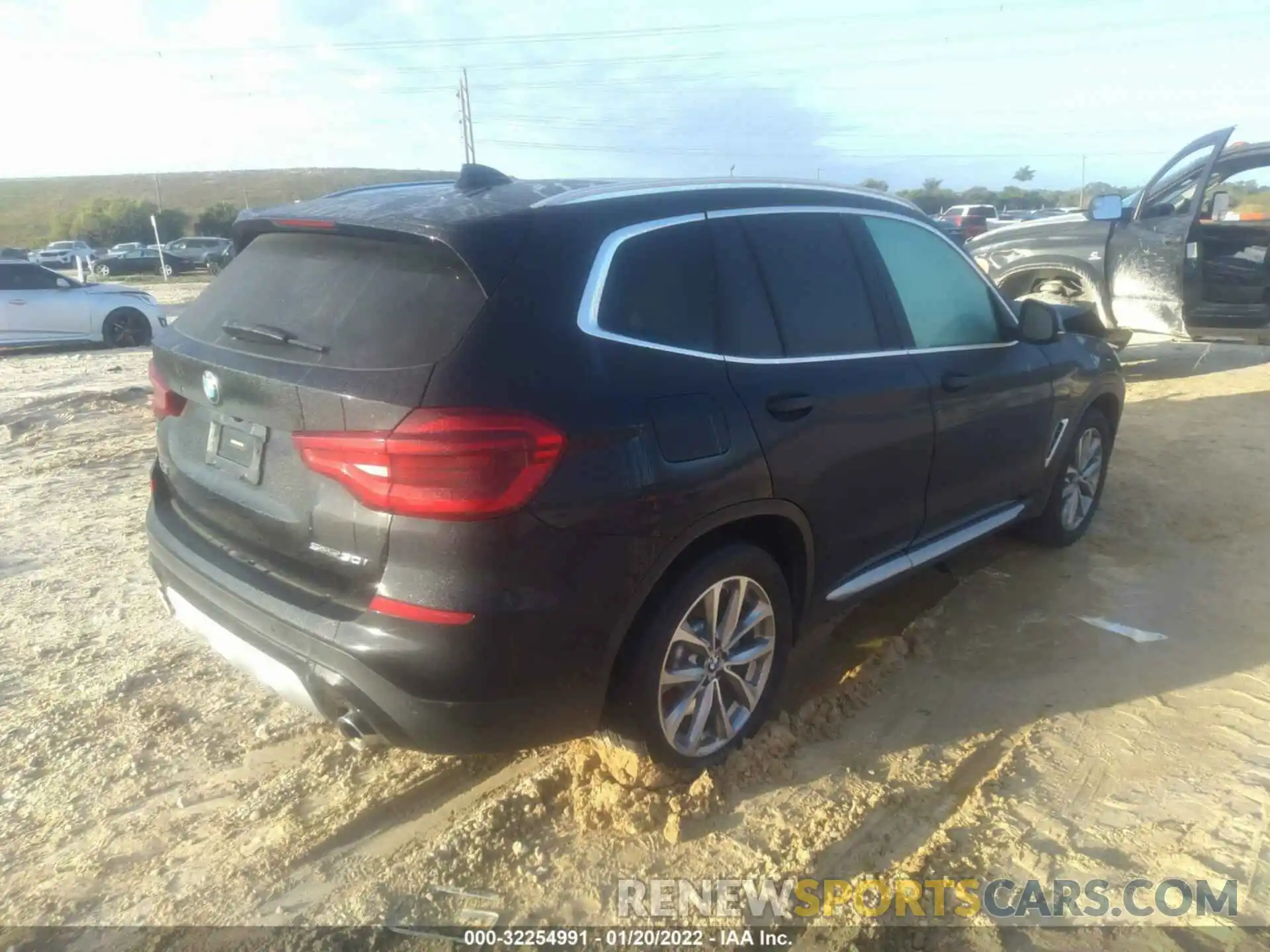 4 Фотография поврежденного автомобиля 5UXTR7C52KLA48248 BMW X3 2019