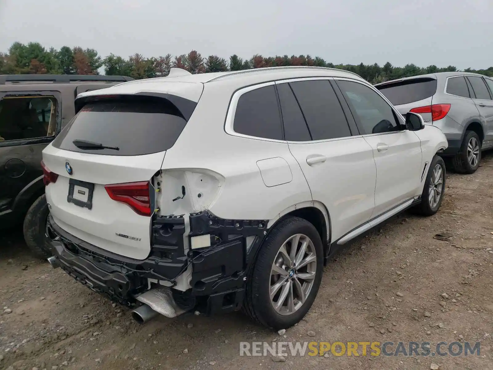 4 Фотография поврежденного автомобиля 5UXTR7C52KLE94786 BMW X3 2019