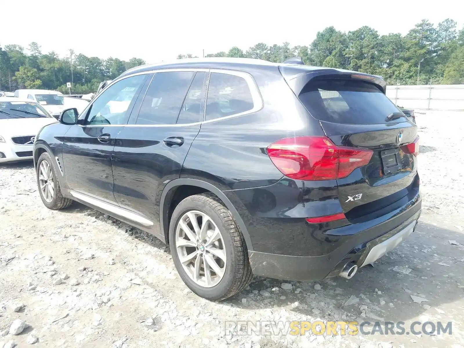 3 Photograph of a damaged car 5UXTR7C52KLE97204 BMW X3 2019