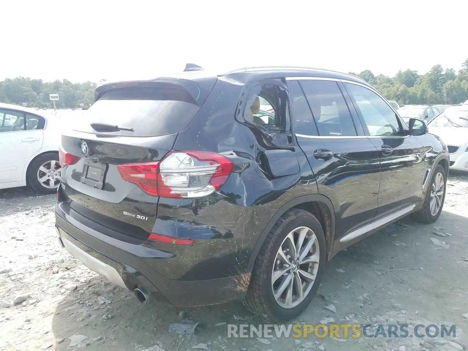 4 Photograph of a damaged car 5UXTR7C52KLE97204 BMW X3 2019