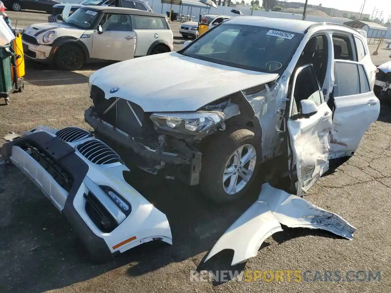 2 Photograph of a damaged car 5UXTR7C52KLE98109 BMW X3 2019