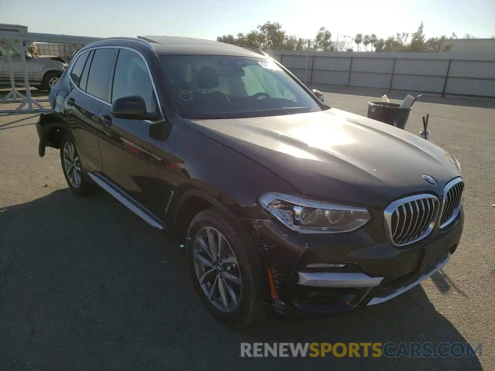 1 Photograph of a damaged car 5UXTR7C52KLE98546 BMW X3 2019