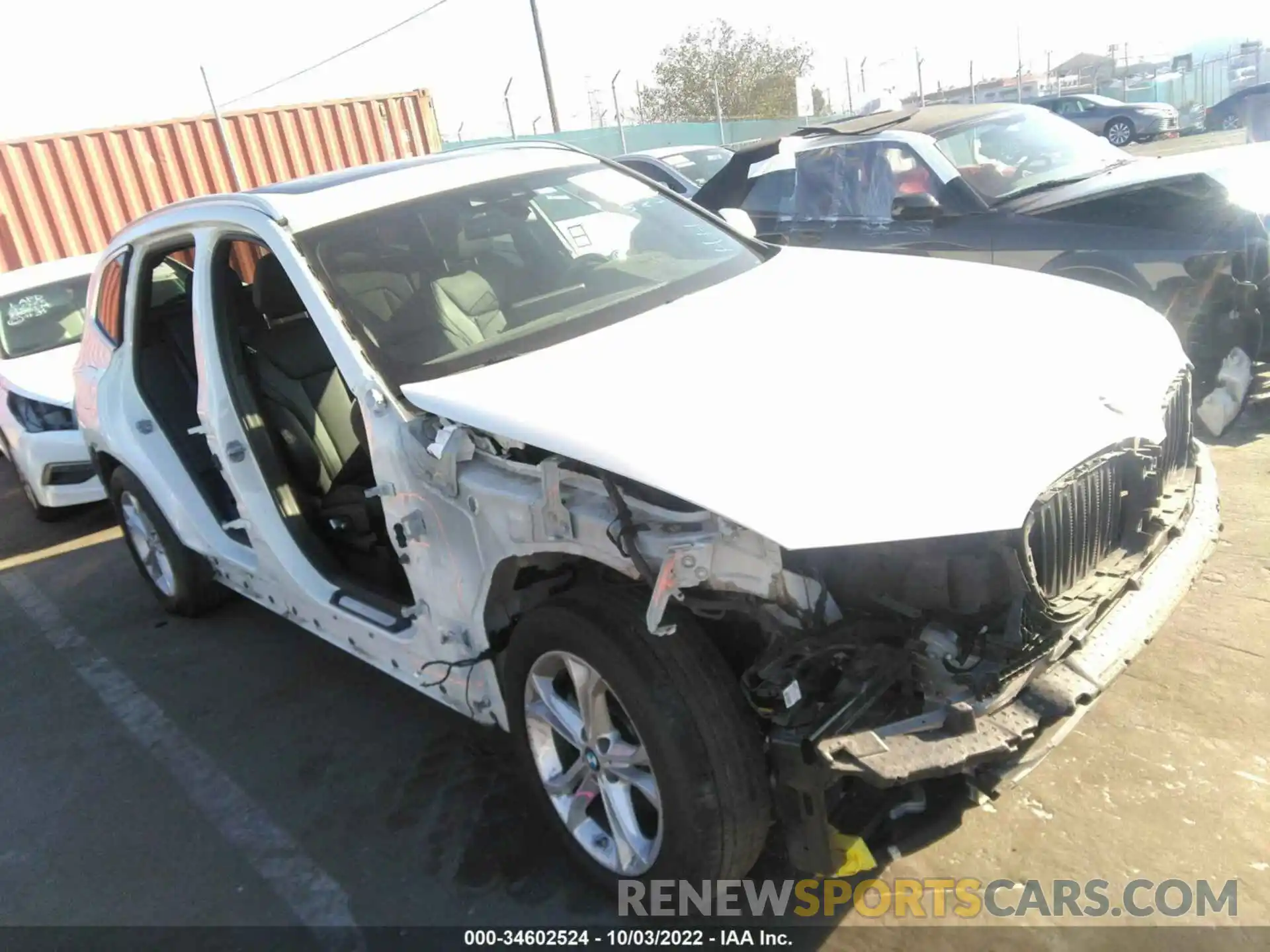 1 Photograph of a damaged car 5UXTR7C52KLF24904 BMW X3 2019