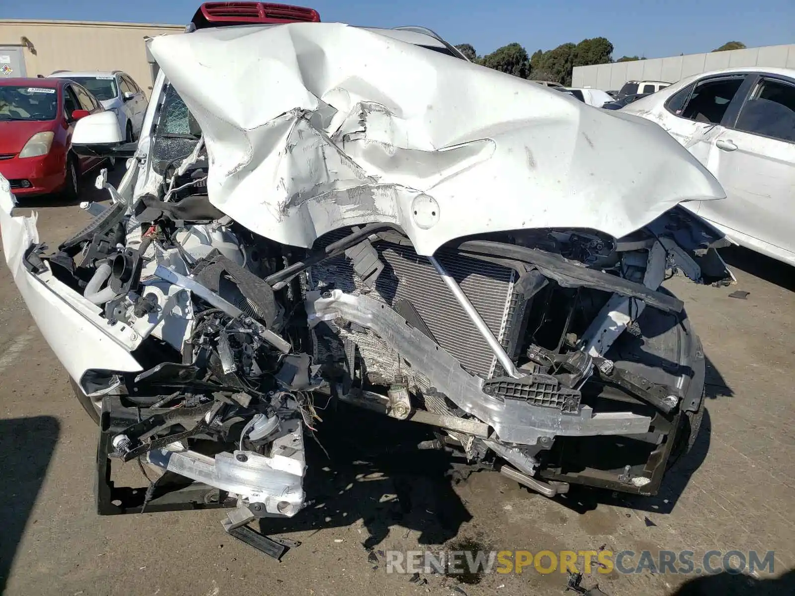 9 Photograph of a damaged car 5UXTR7C52KLR39668 BMW X3 2019