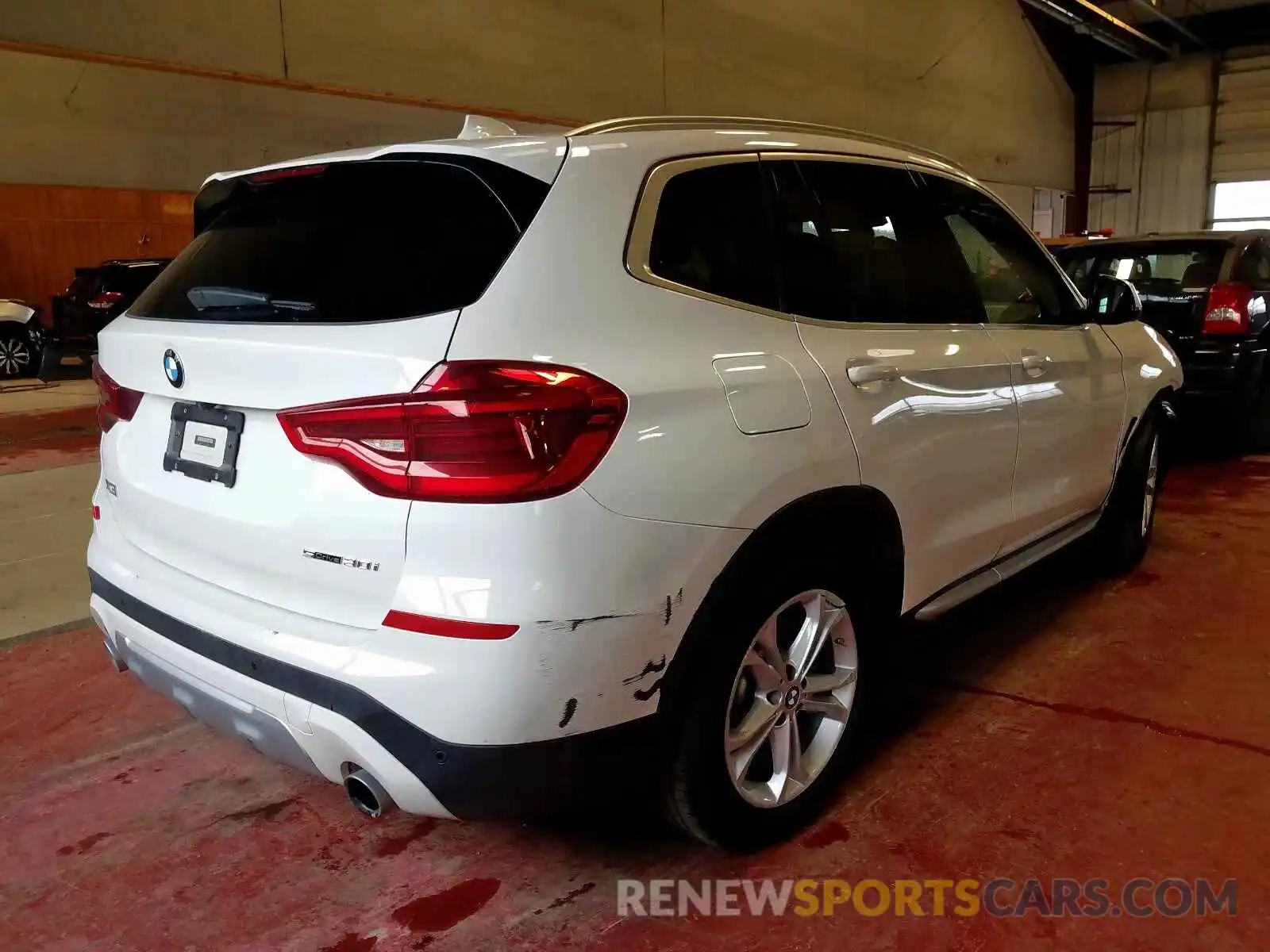 4 Фотография поврежденного автомобиля 5UXTR7C52KLR43817 BMW X3 2019