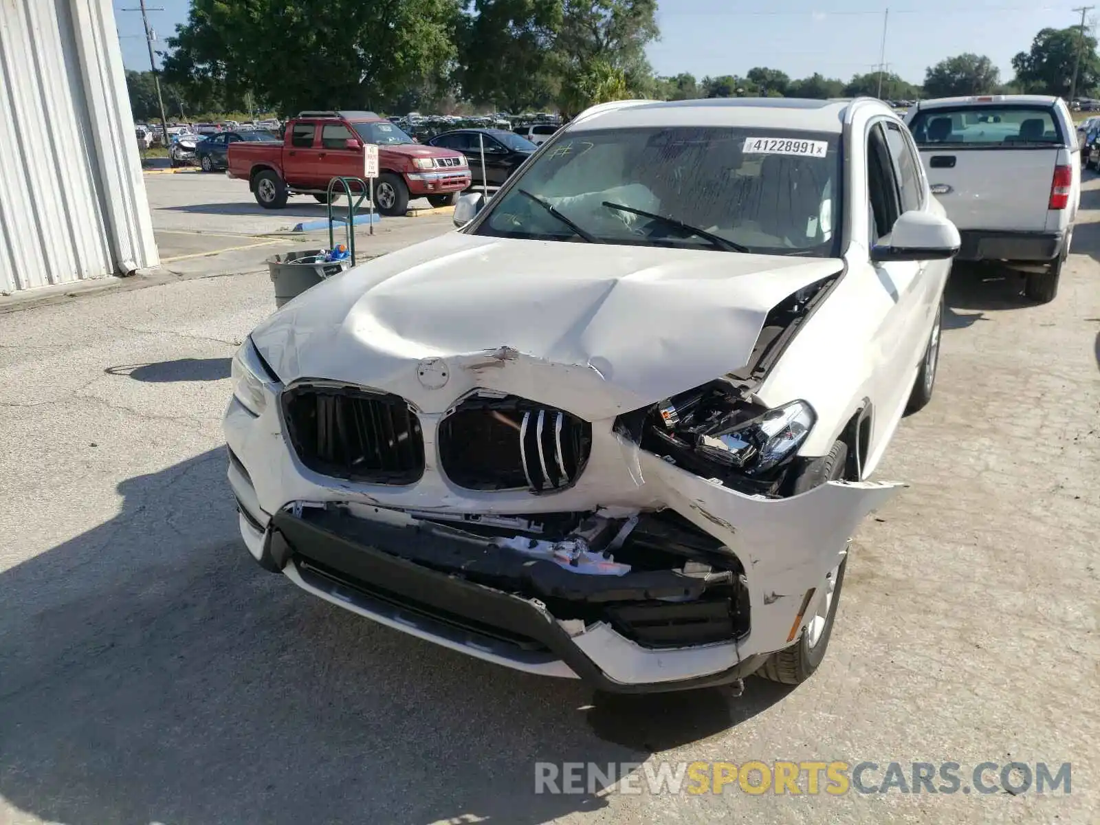 9 Photograph of a damaged car 5UXTR7C52KLR44014 BMW X3 2019