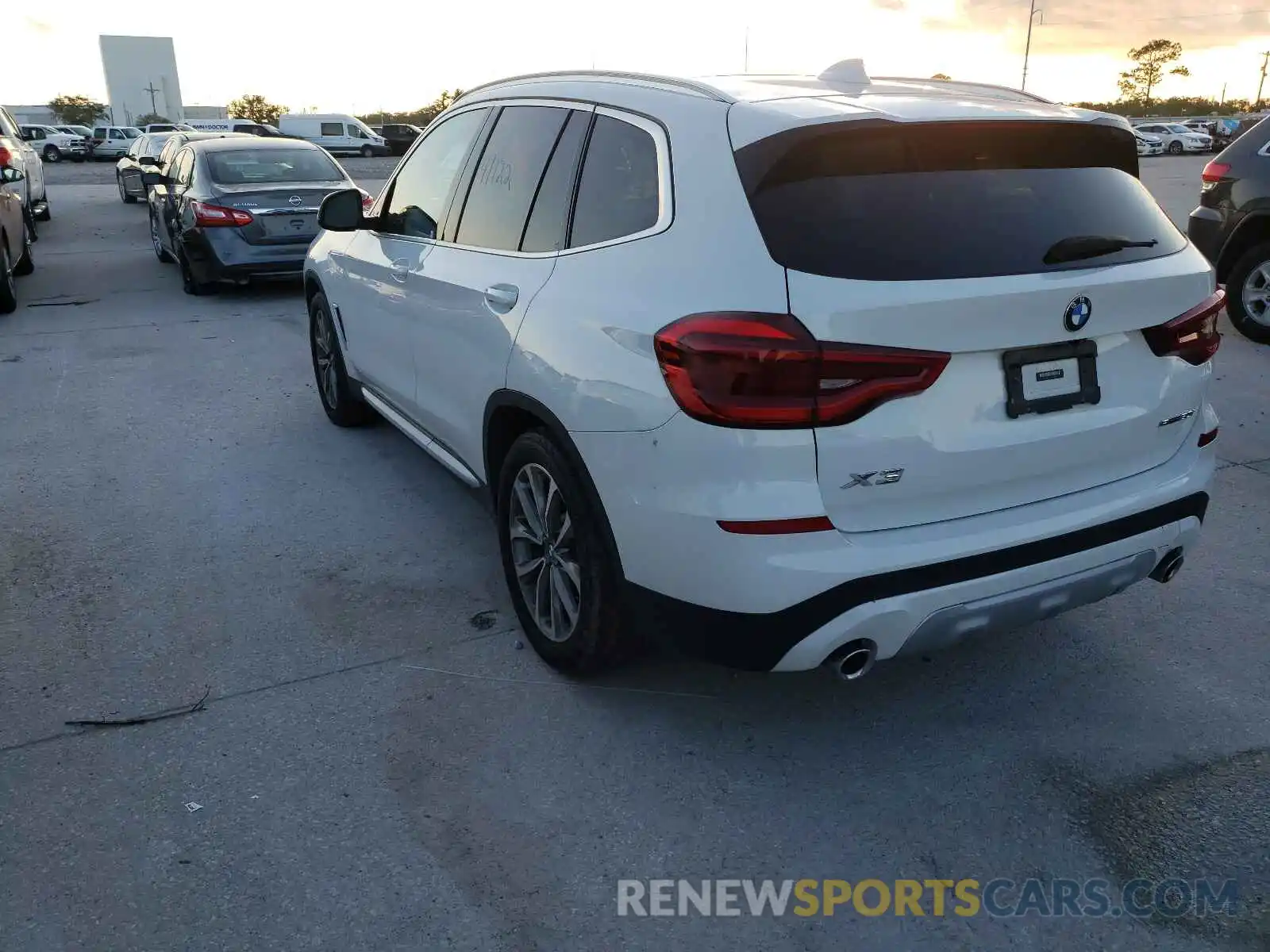 3 Photograph of a damaged car 5UXTR7C52KLR44997 BMW X3 2019