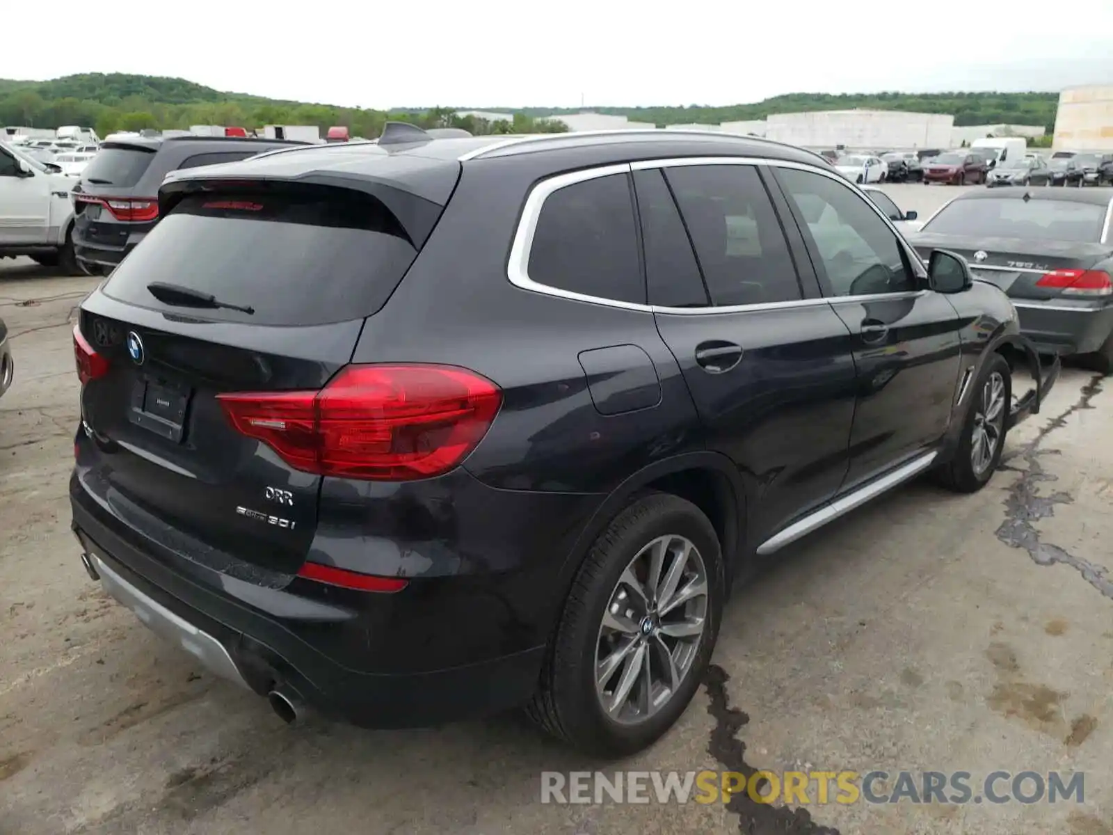 4 Photograph of a damaged car 5UXTR7C52KLR45924 BMW X3 2019