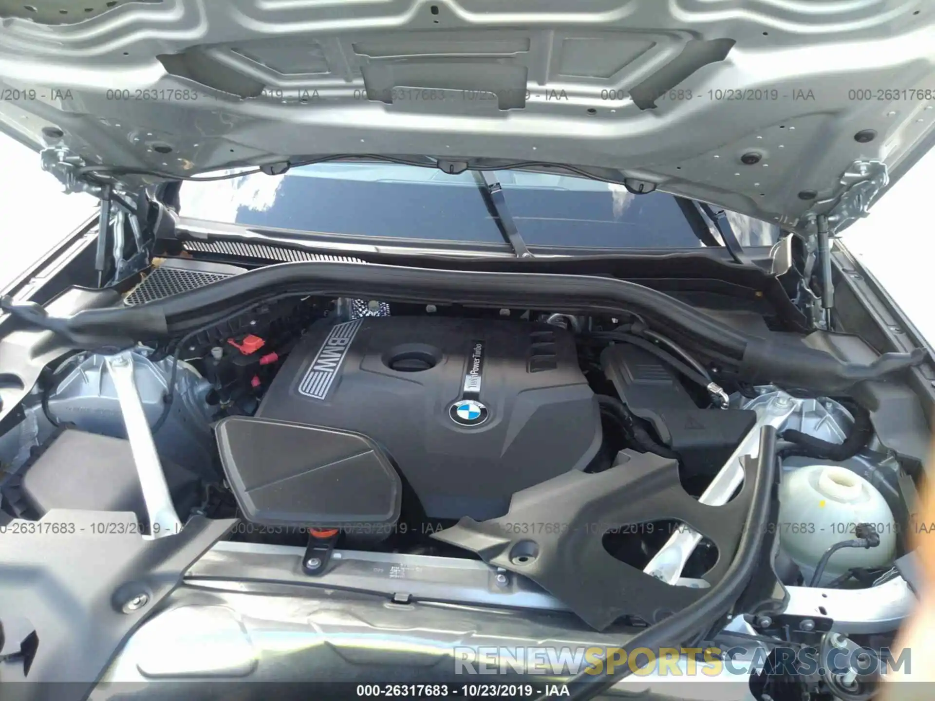 10 Фотография поврежденного автомобиля 5UXTR7C52KLR46376 BMW X3 2019