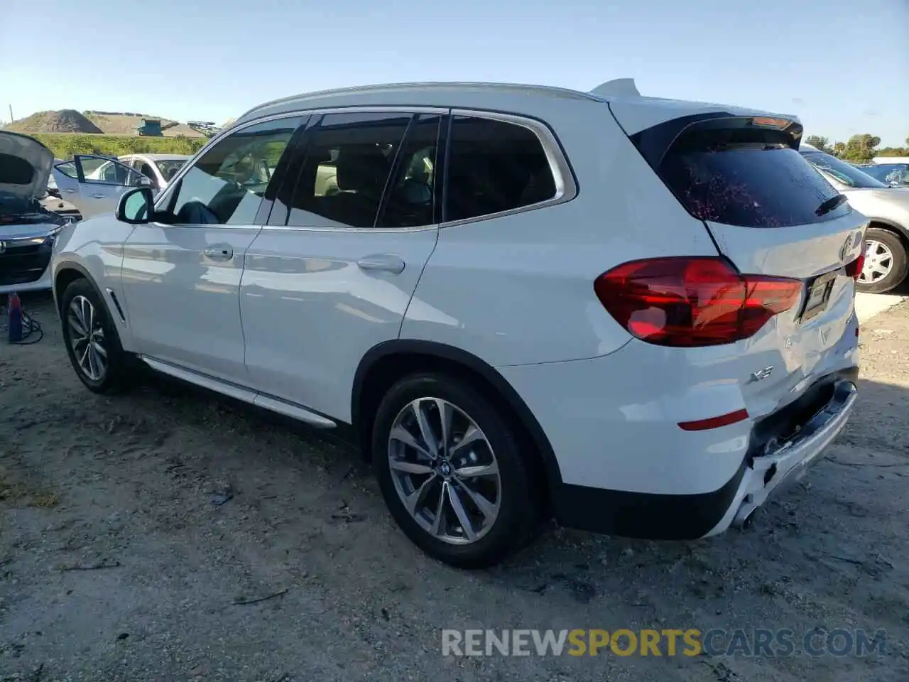 3 Photograph of a damaged car 5UXTR7C52KLR51853 BMW X3 2019