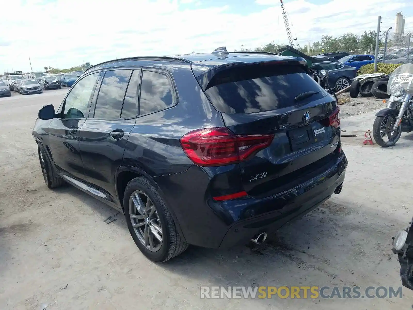 3 Photograph of a damaged car 5UXTR7C52KLR52436 BMW X3 2019