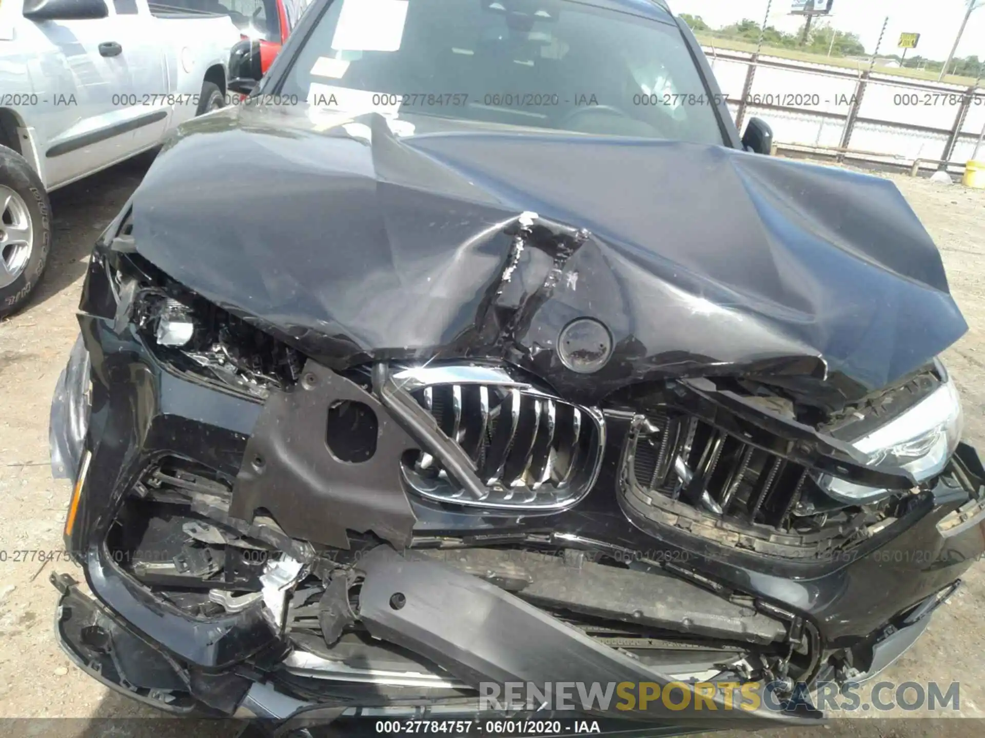 6 Photograph of a damaged car 5UXTR7C53KLE93615 BMW X3 2019