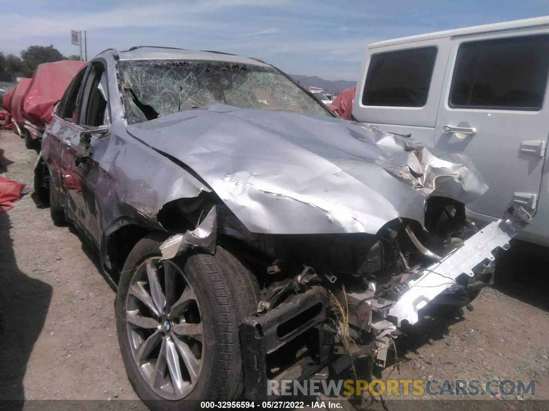 1 Photograph of a damaged car 5UXTR7C53KLE93789 BMW X3 2019