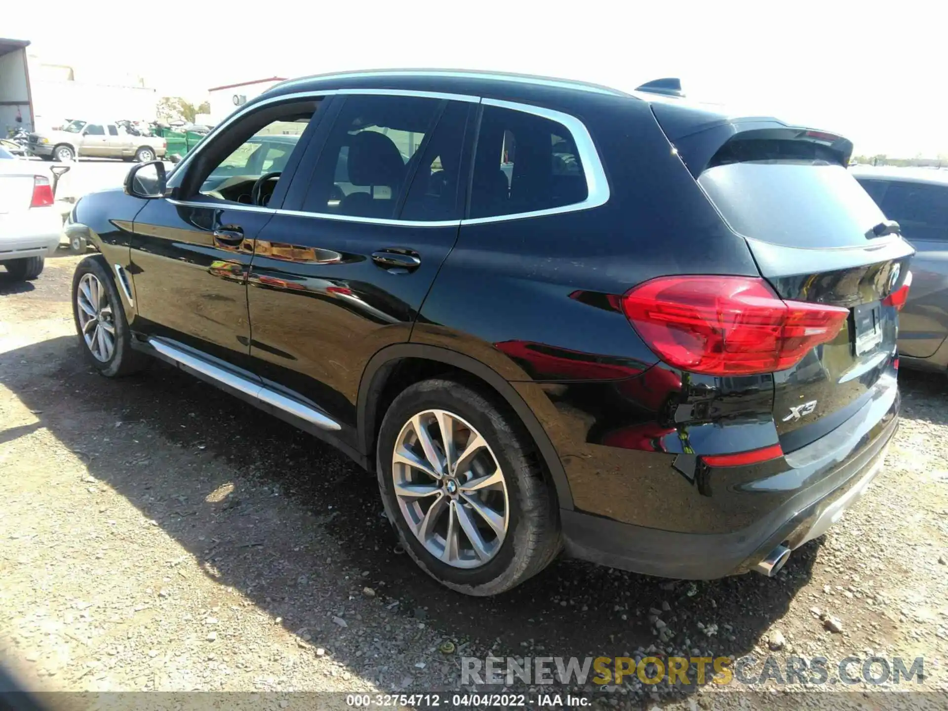 3 Photograph of a damaged car 5UXTR7C53KLE97227 BMW X3 2019