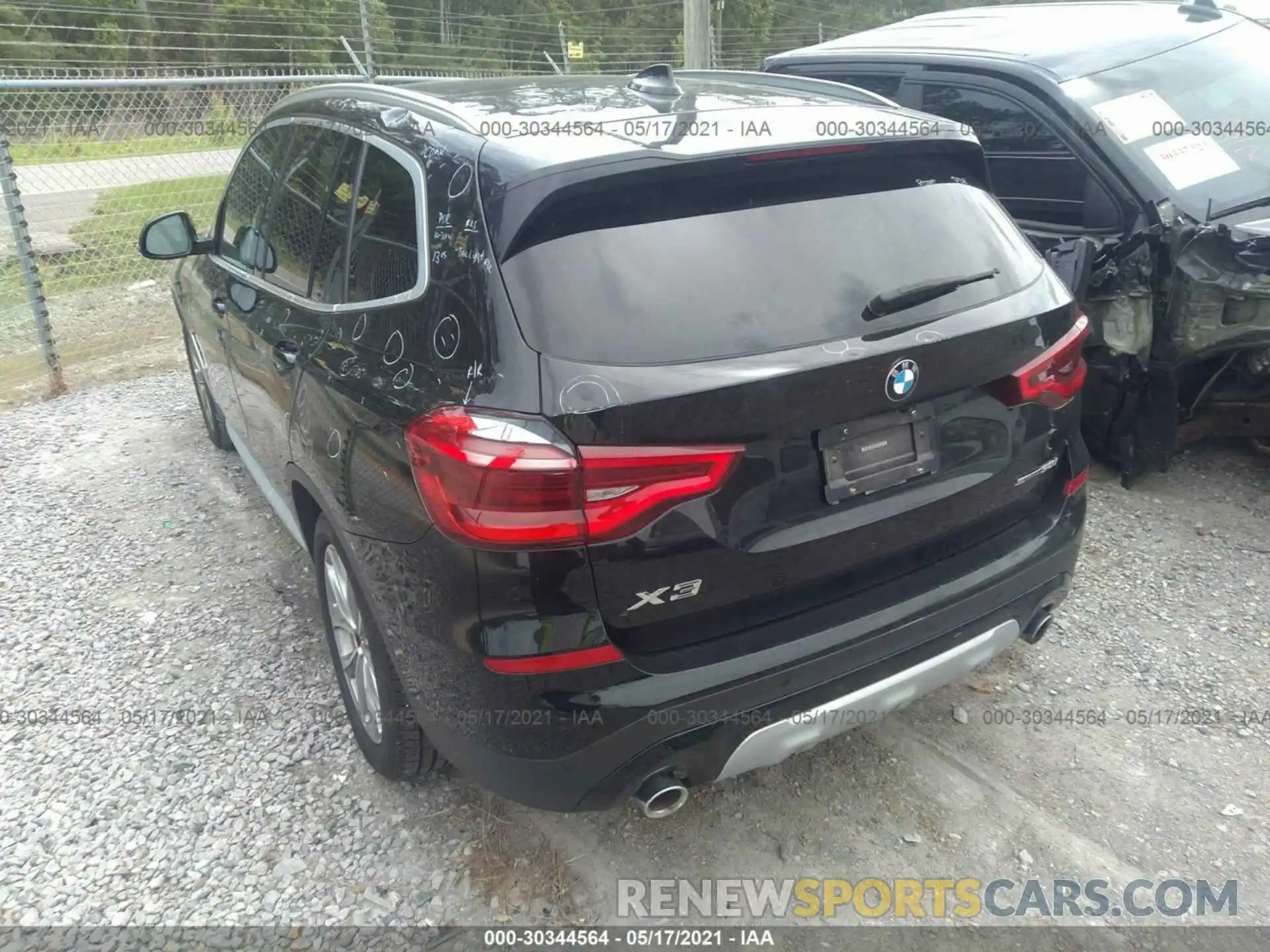 3 Photograph of a damaged car 5UXTR7C53KLF28430 BMW X3 2019