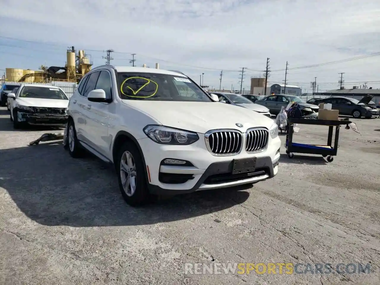 1 Photograph of a damaged car 5UXTR7C53KLF32140 BMW X3 2019