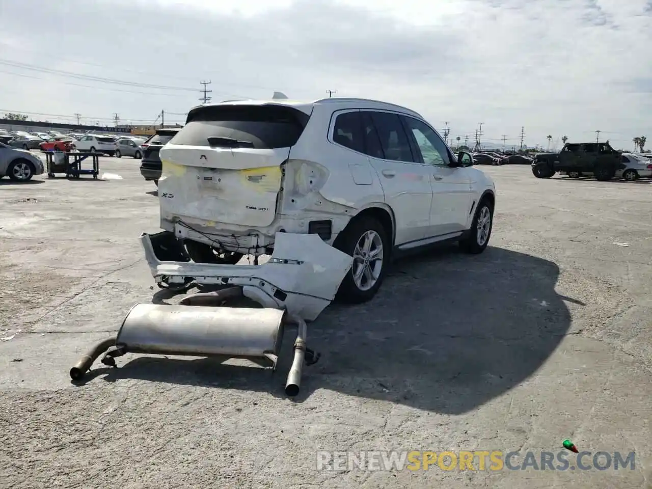 4 Photograph of a damaged car 5UXTR7C53KLF32140 BMW X3 2019