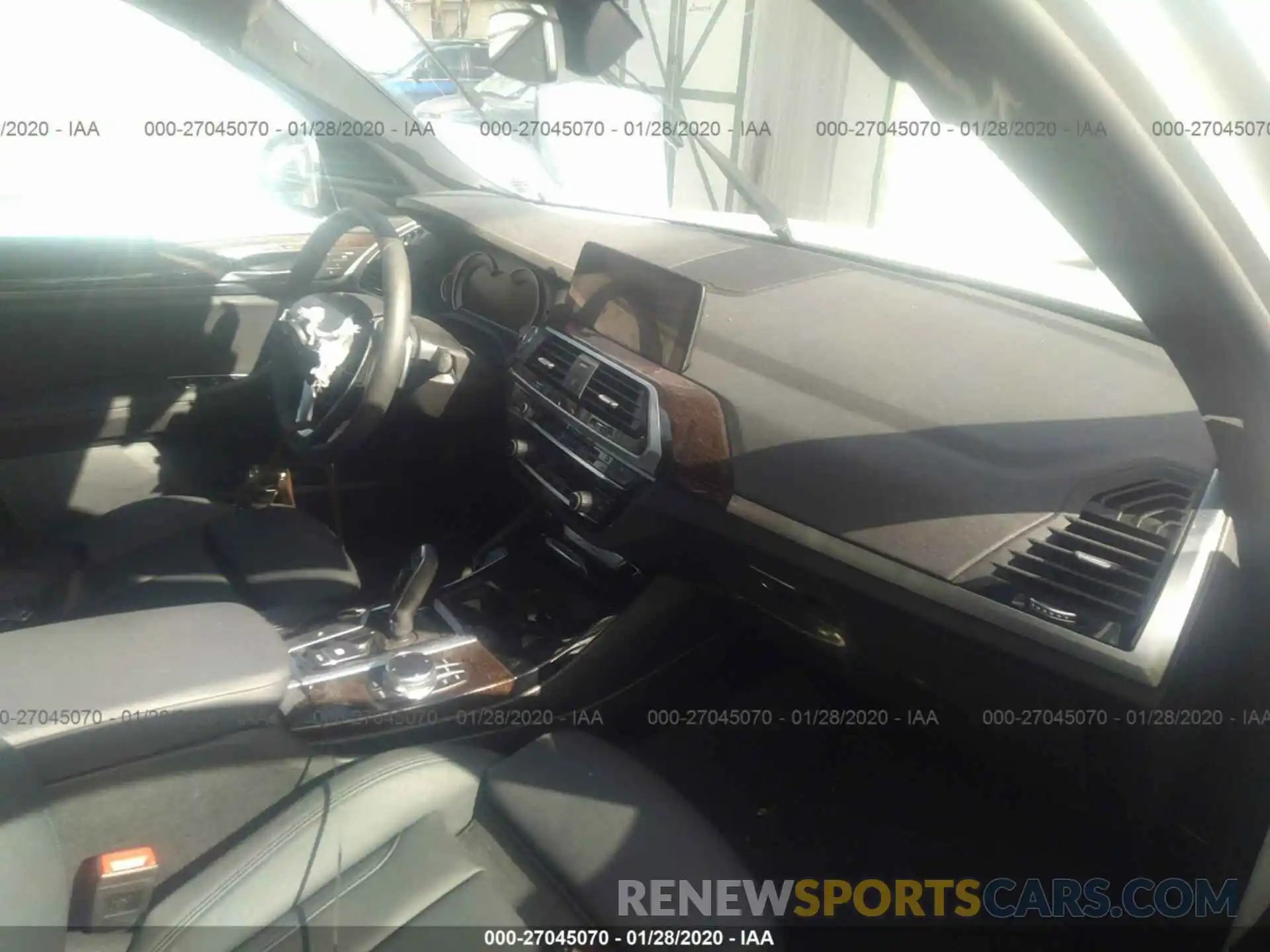 5 Photograph of a damaged car 5UXTR7C53KLF32672 BMW X3 2019