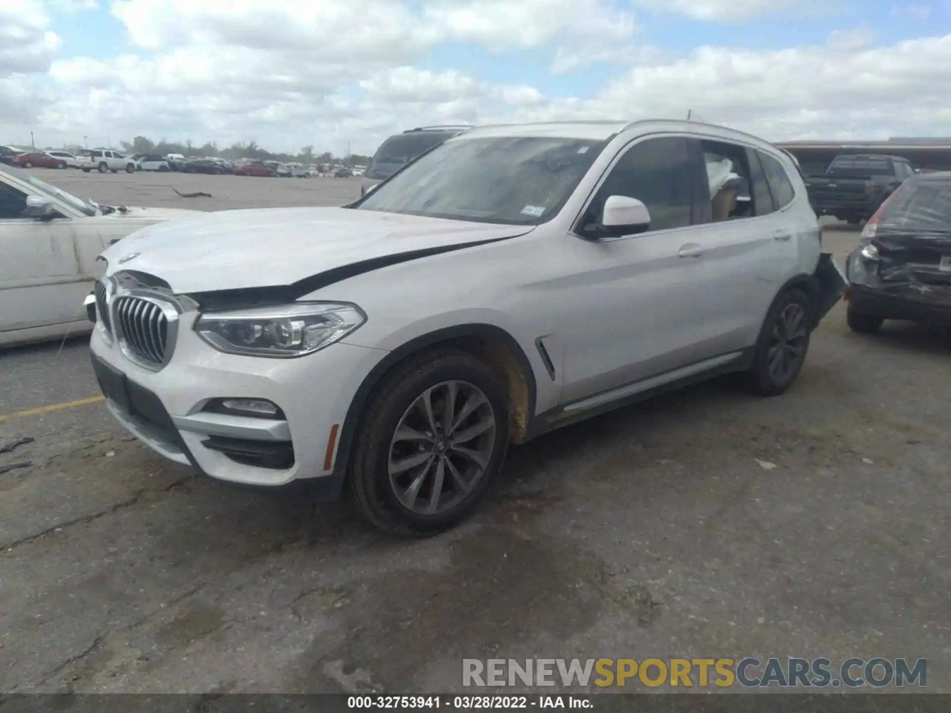 2 Photograph of a damaged car 5UXTR7C53KLF33319 BMW X3 2019