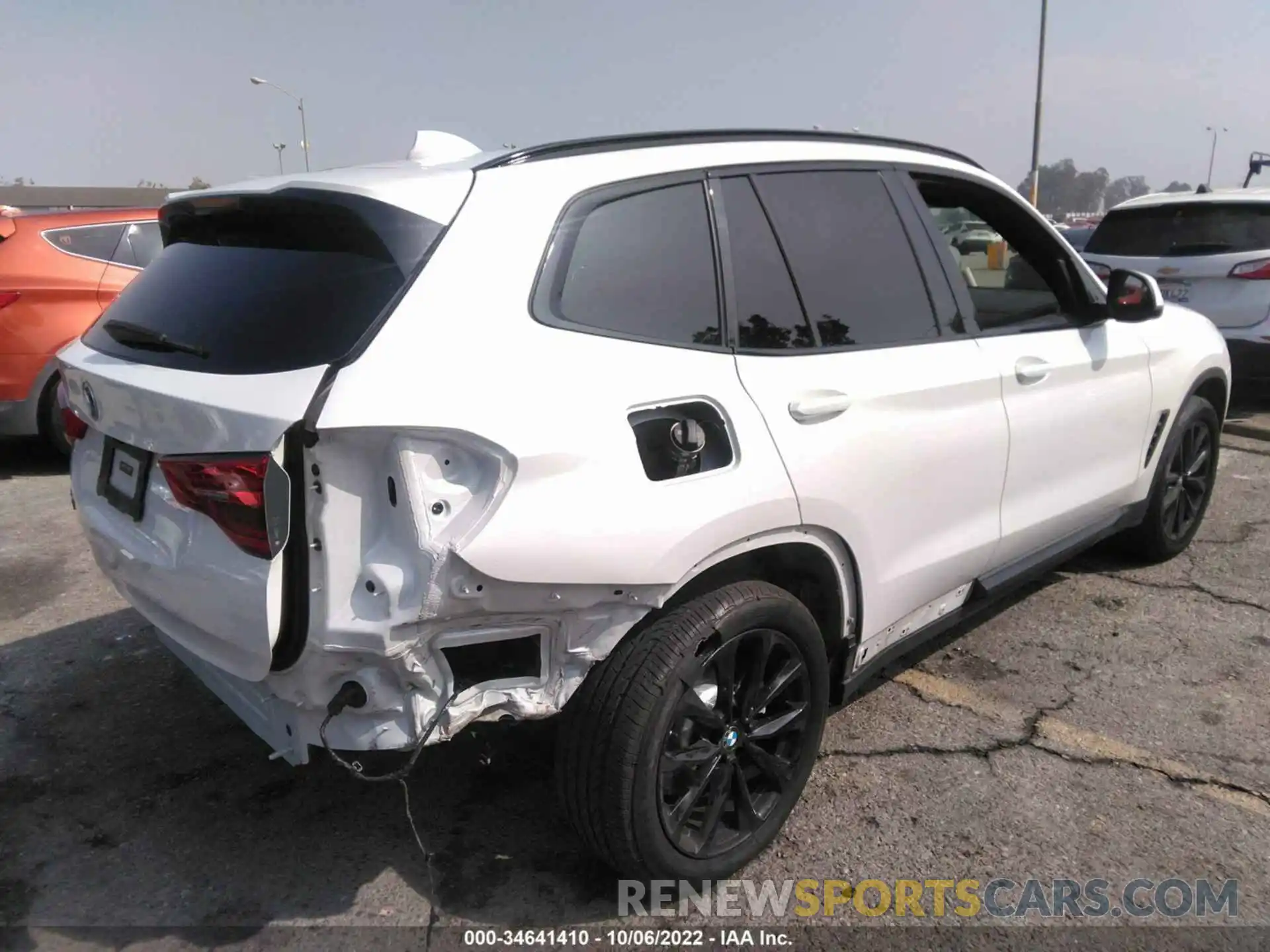 4 Фотография поврежденного автомобиля 5UXTR7C53KLF34146 BMW X3 2019