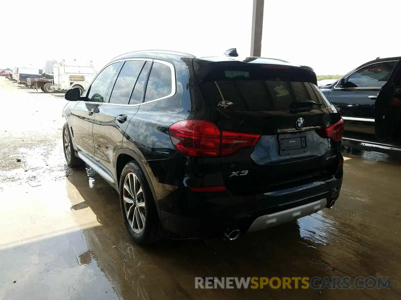 3 Photograph of a damaged car 5UXTR7C53KLF37368 BMW X3 2019