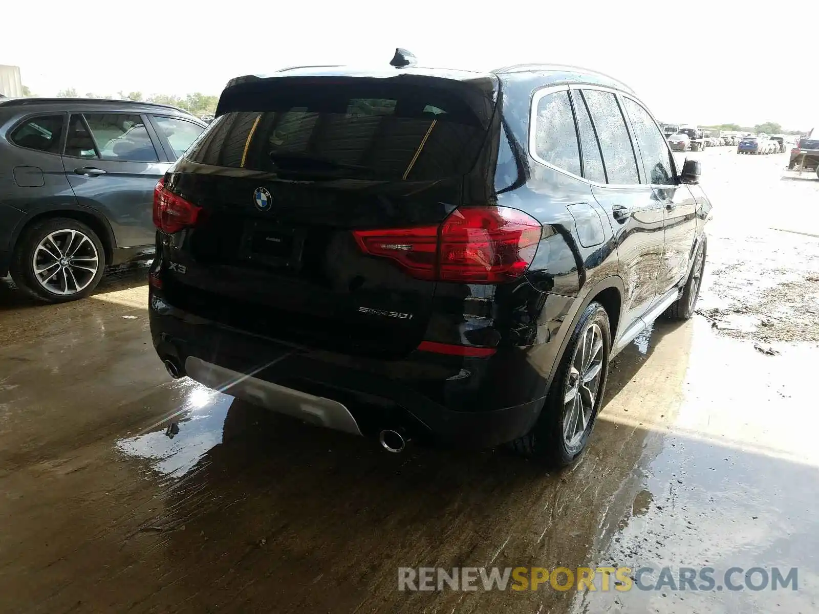 4 Photograph of a damaged car 5UXTR7C53KLF37368 BMW X3 2019