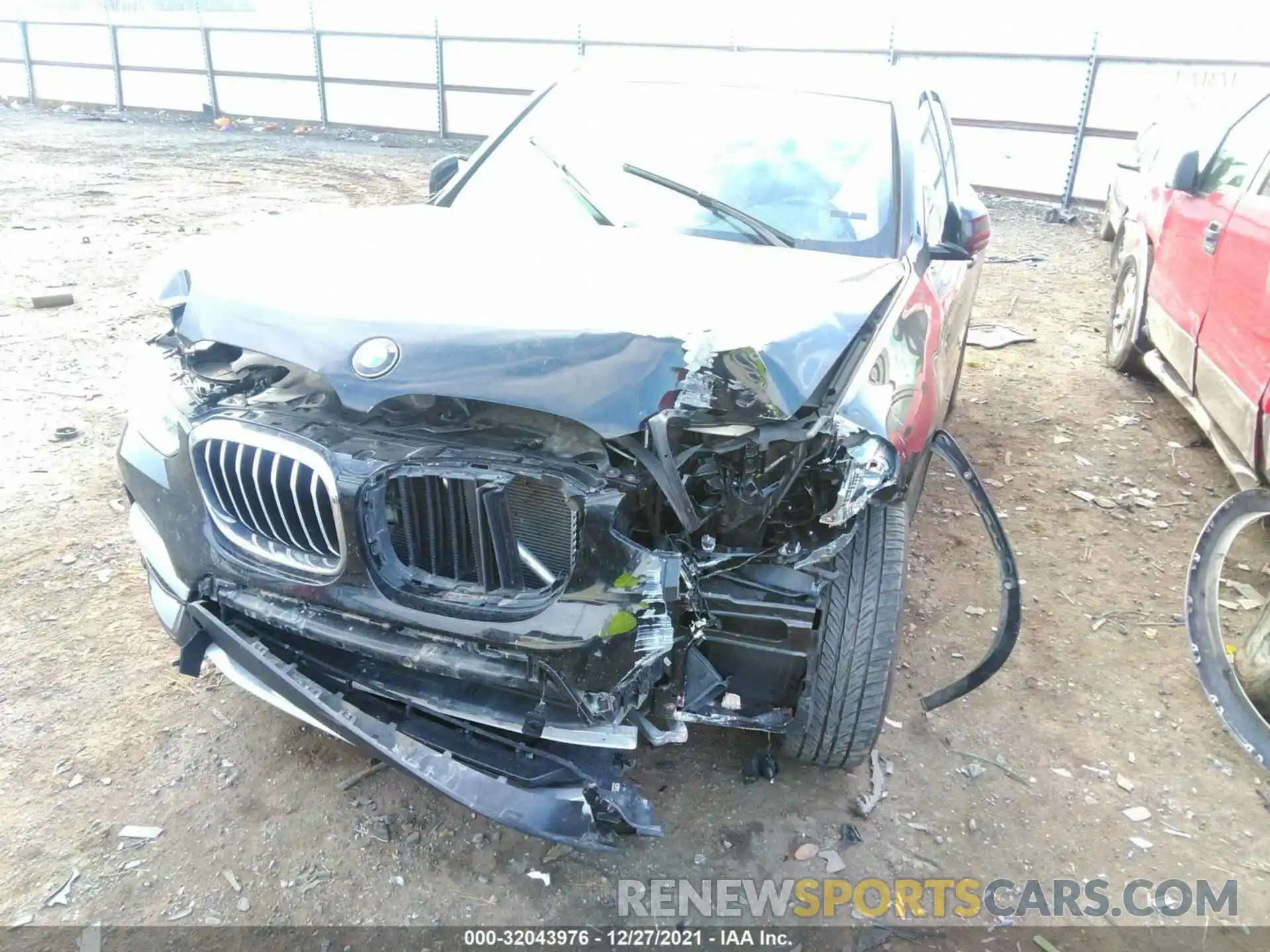 6 Photograph of a damaged car 5UXTR7C53KLR44460 BMW X3 2019