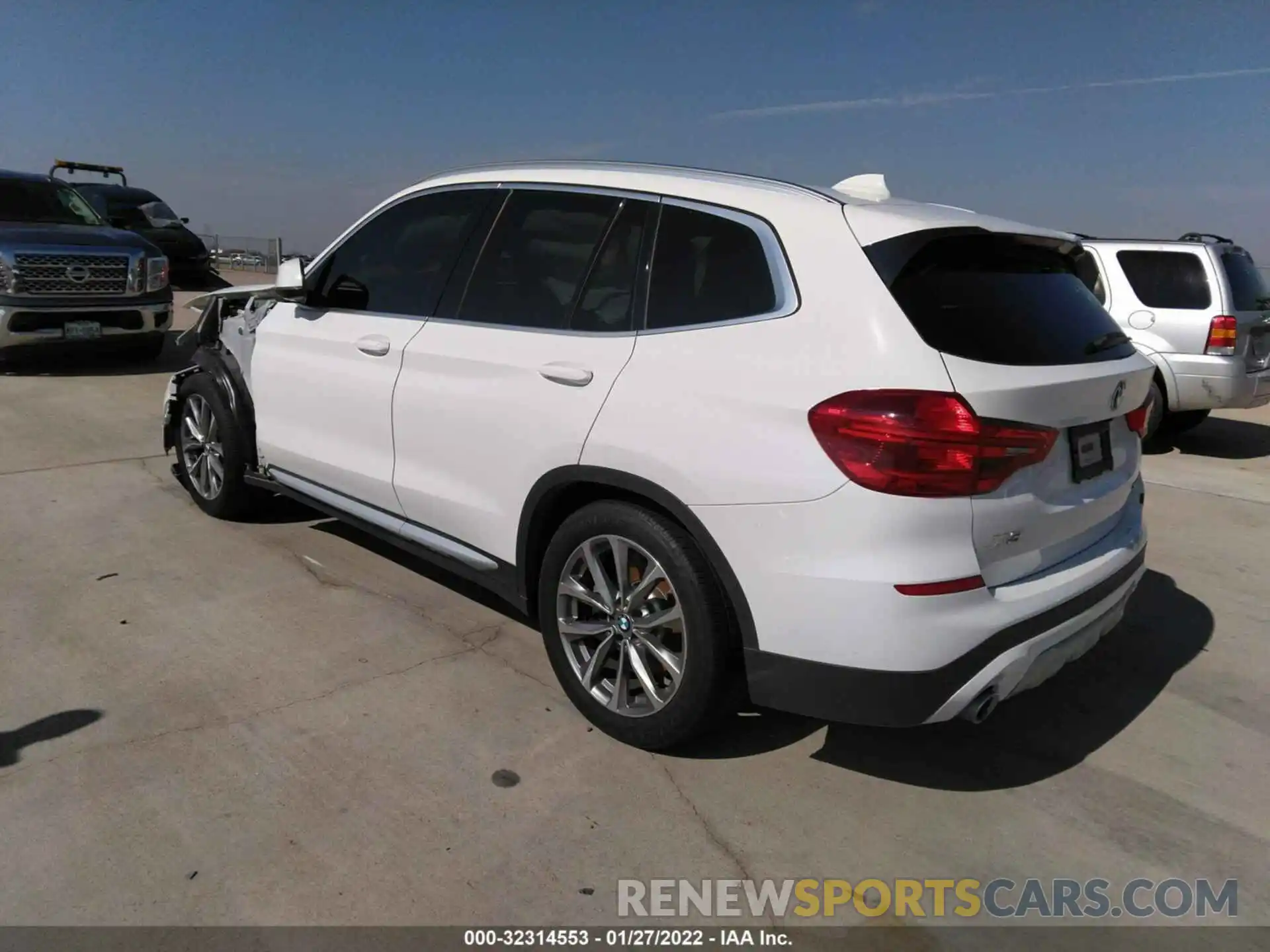 3 Photograph of a damaged car 5UXTR7C53KLR52994 BMW X3 2019