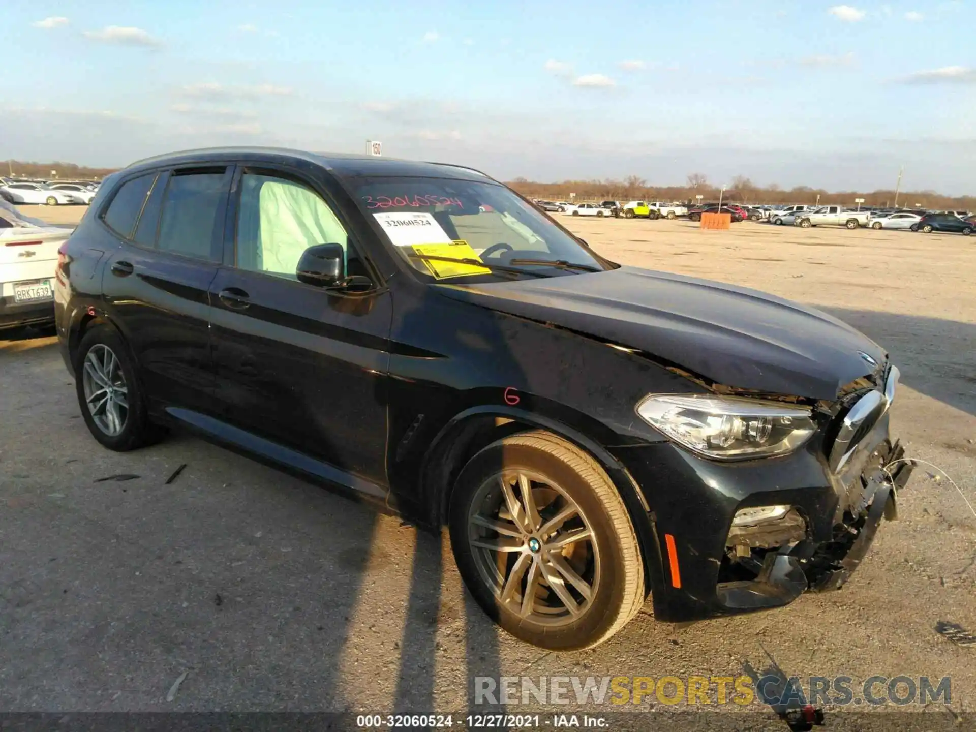 1 Photograph of a damaged car 5UXTR7C54KLE93915 BMW X3 2019