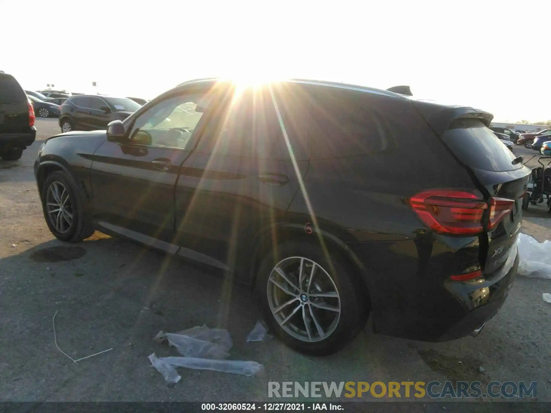 3 Photograph of a damaged car 5UXTR7C54KLE93915 BMW X3 2019