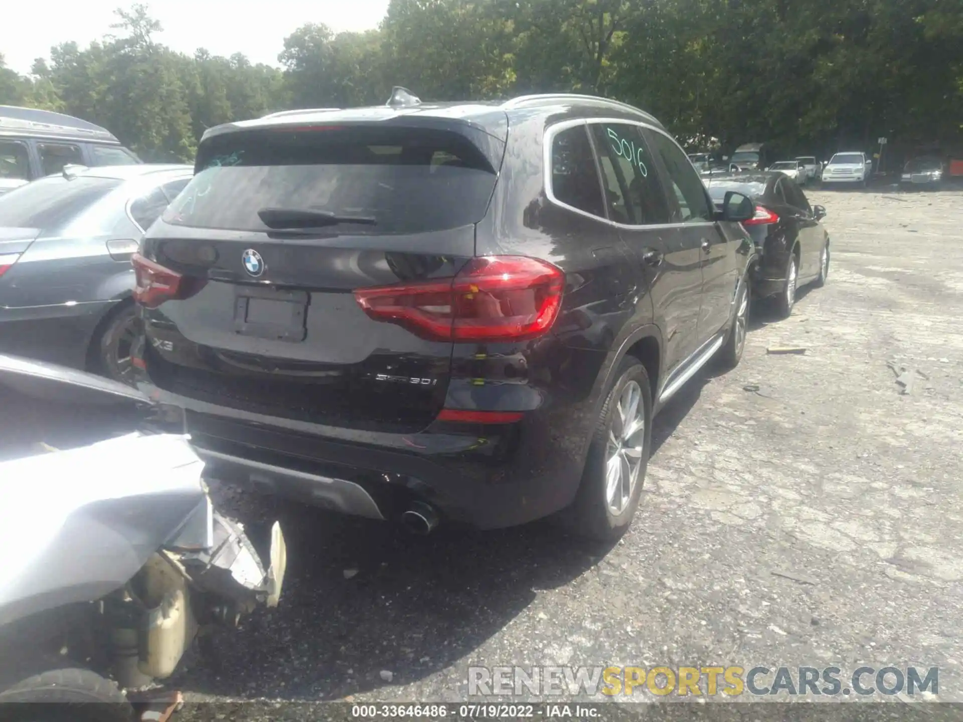 4 Photograph of a damaged car 5UXTR7C54KLE96233 BMW X3 2019