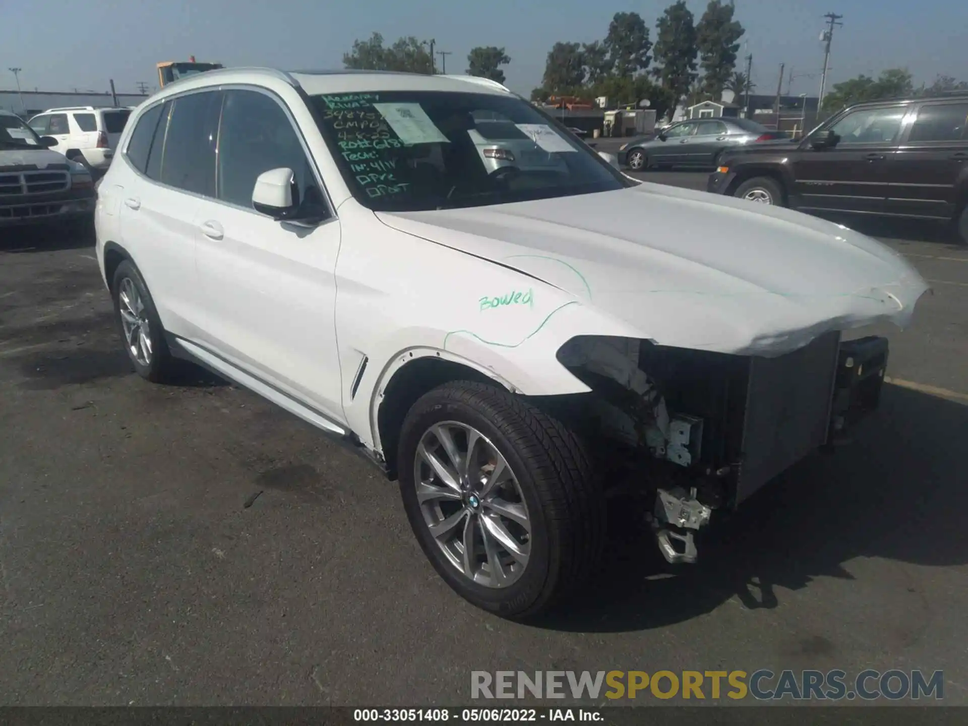 1 Photograph of a damaged car 5UXTR7C54KLE98015 BMW X3 2019