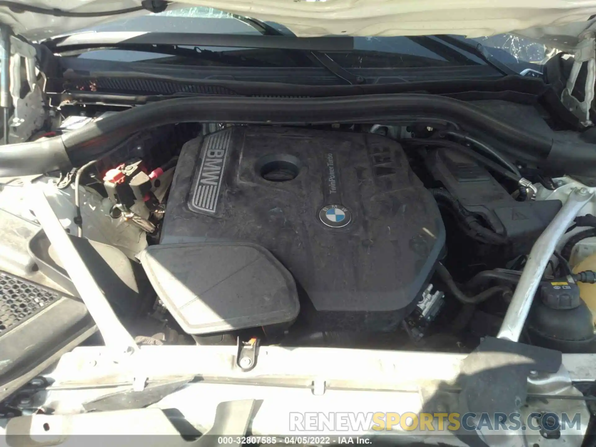 10 Фотография поврежденного автомобиля 5UXTR7C54KLE98659 BMW X3 2019