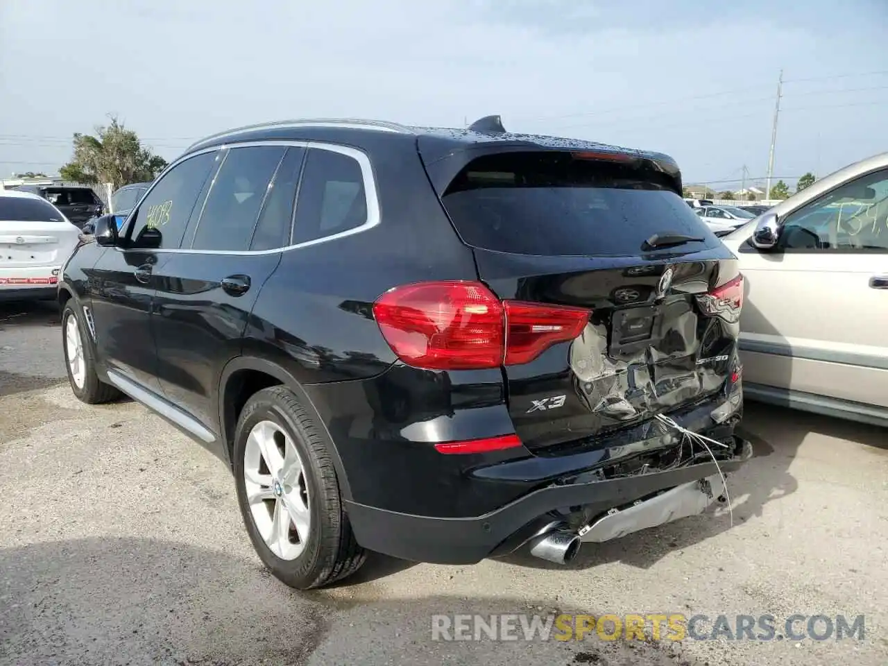 3 Photograph of a damaged car 5UXTR7C54KLF28551 BMW X3 2019