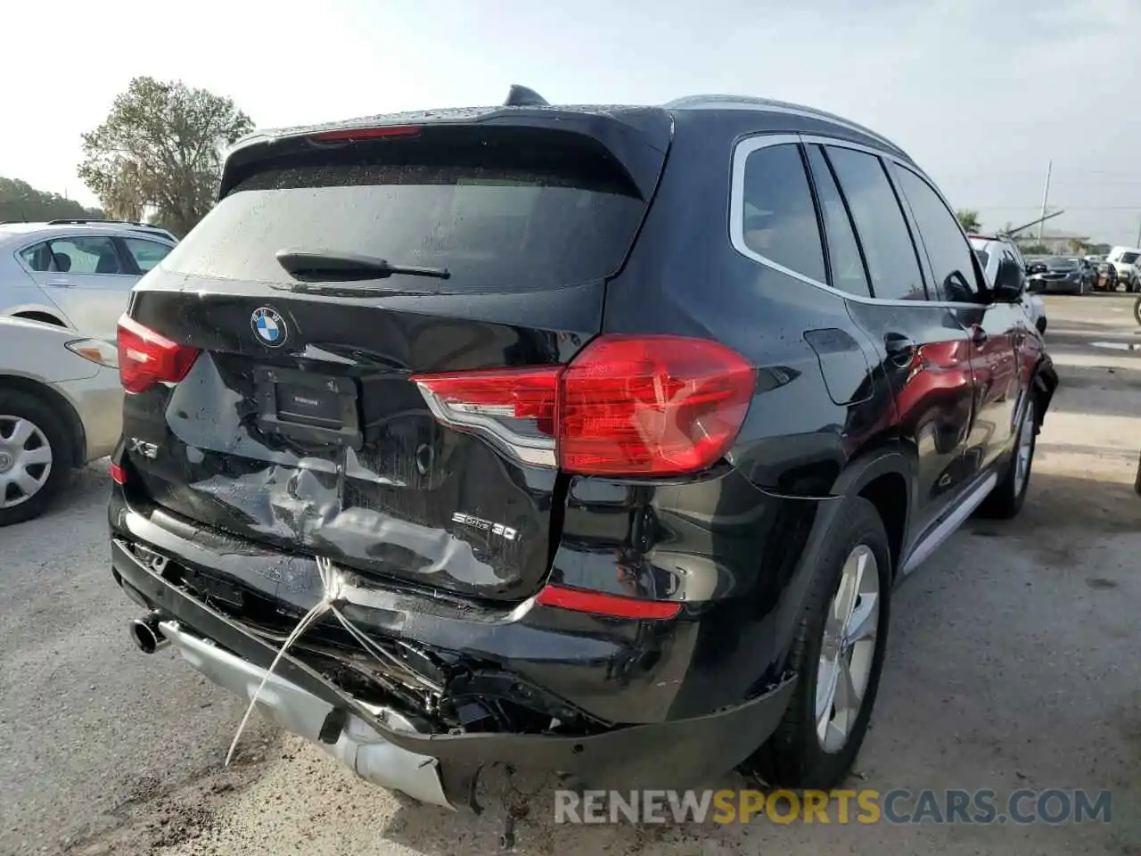 4 Photograph of a damaged car 5UXTR7C54KLF28551 BMW X3 2019